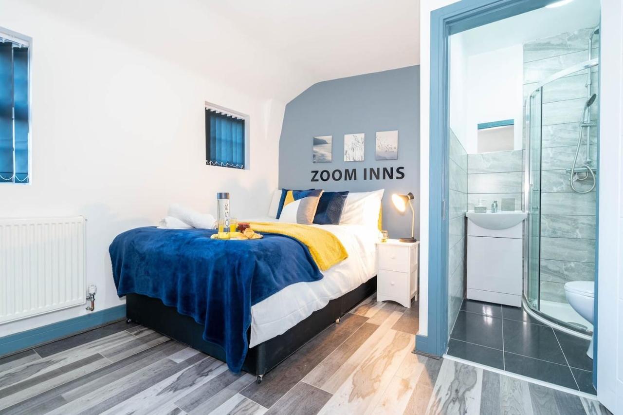 Trendy Studio In Vibrant West Midlands Lägenhet Birmingham Exteriör bild